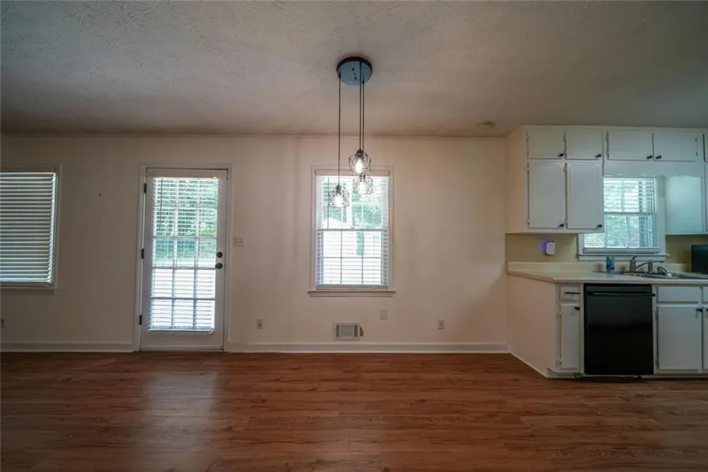 2168 Cannon Hill Road SW Lilburn, GA 30047