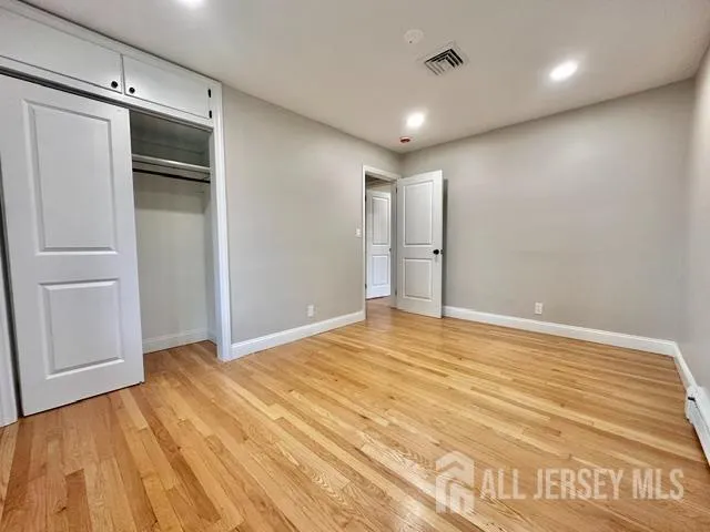 16 Charlotte Street Sayreville, NJ 08872
