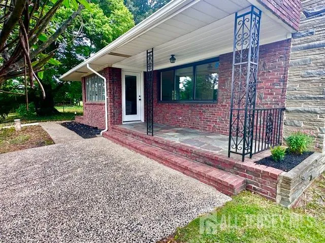 16 Charlotte Street Sayreville, NJ 08872