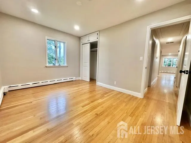 16 Charlotte Street Sayreville, NJ 08872