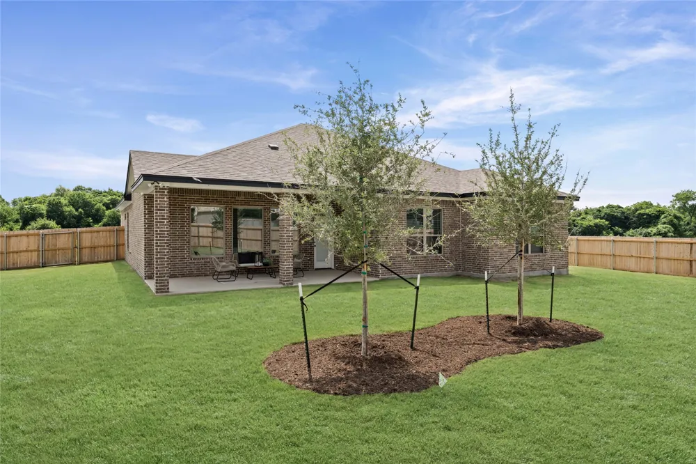 126 Lasso Loop Lorena, TX 76655