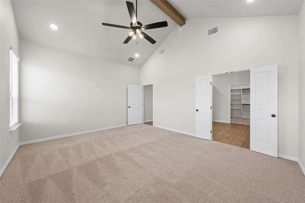 130 lasso Loop Lorena, TX 76655