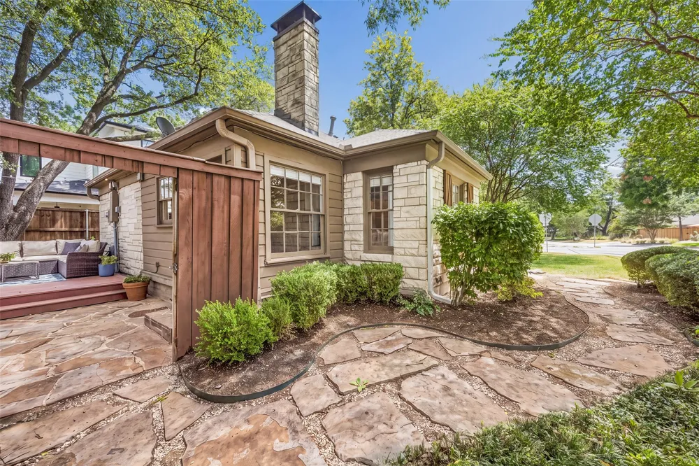 6203 Kenwood Avenue Dallas, TX 75214
