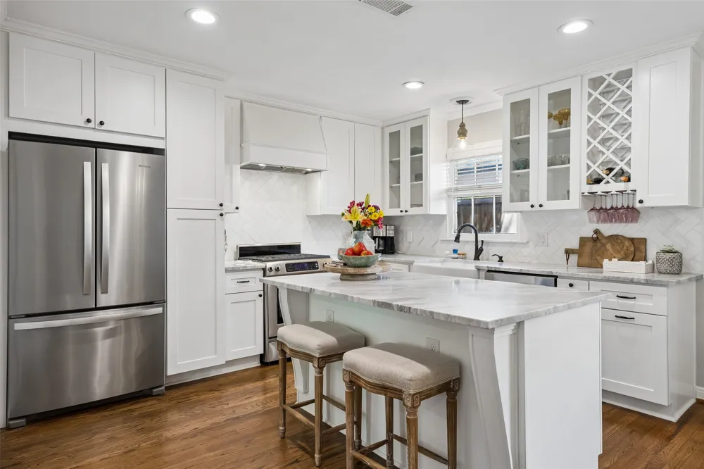 6203 Kenwood Avenue Dallas, TX 75214