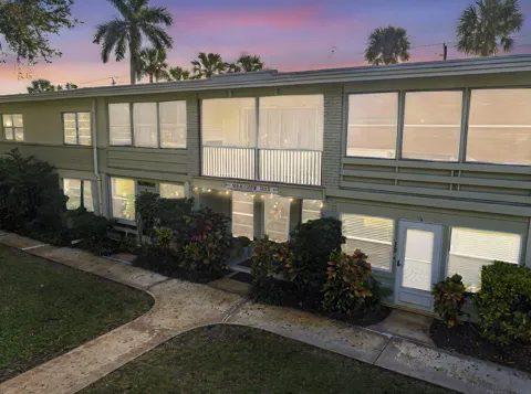 677 ROYAL PALM BOULEVARD #12