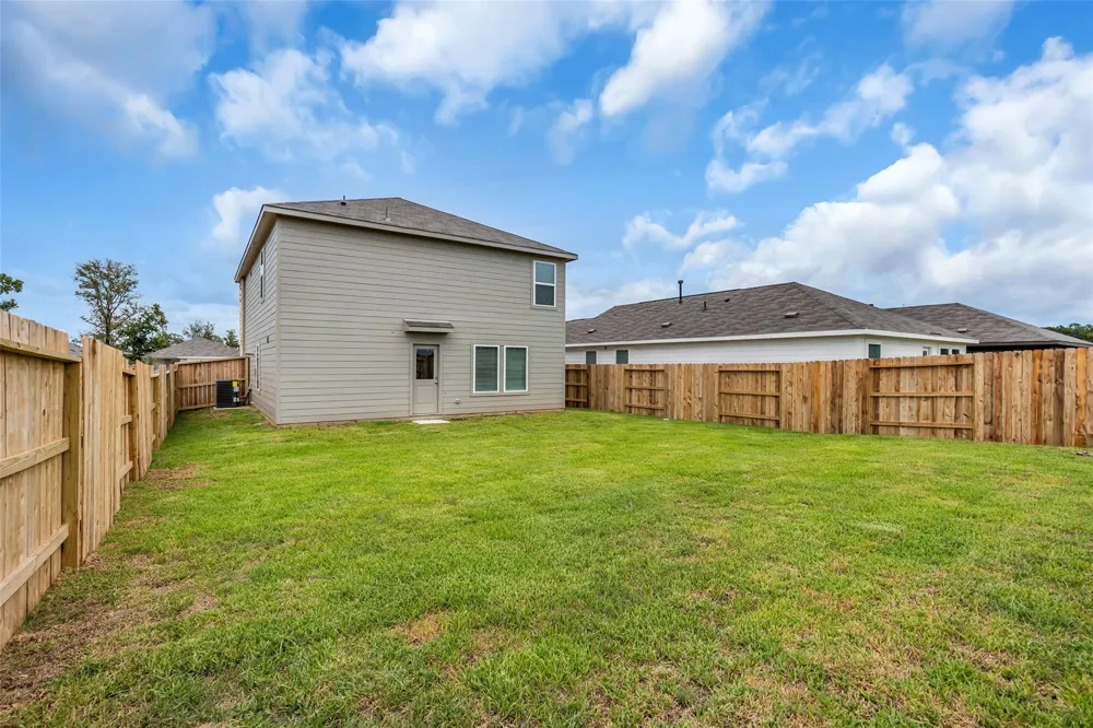 254 Farray Forest Magnolia, TX 77354