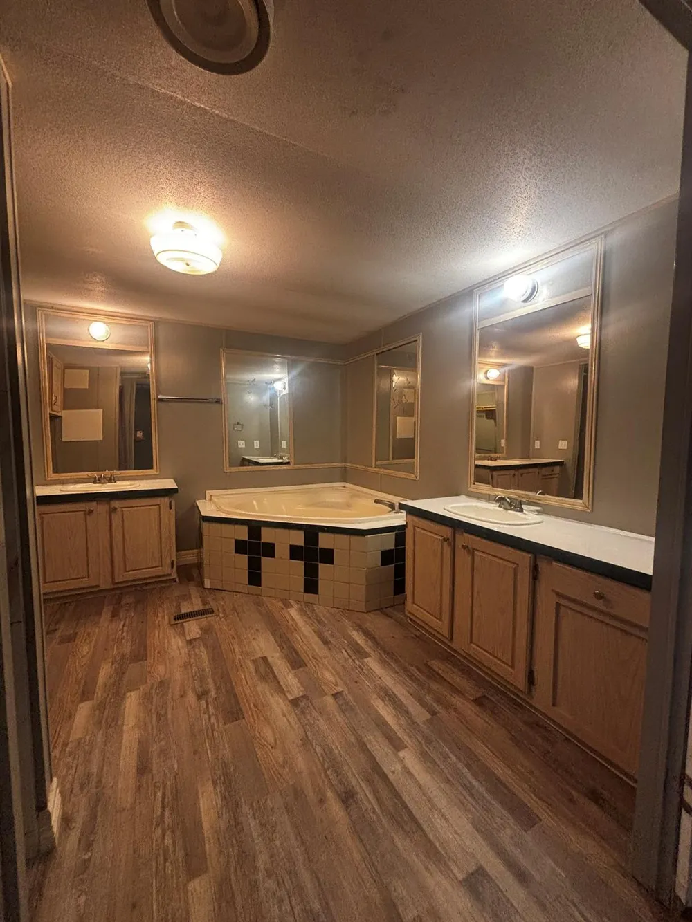7684 S Sh 75 #44 Huntsville, TX 77340