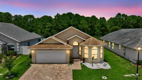 9760 Palm Breezes Drive