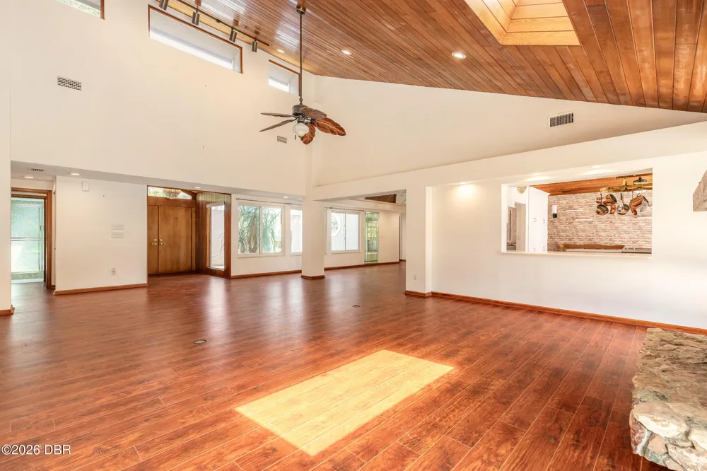 568 Pelican Bay Drive Daytona Beach, FL 32119