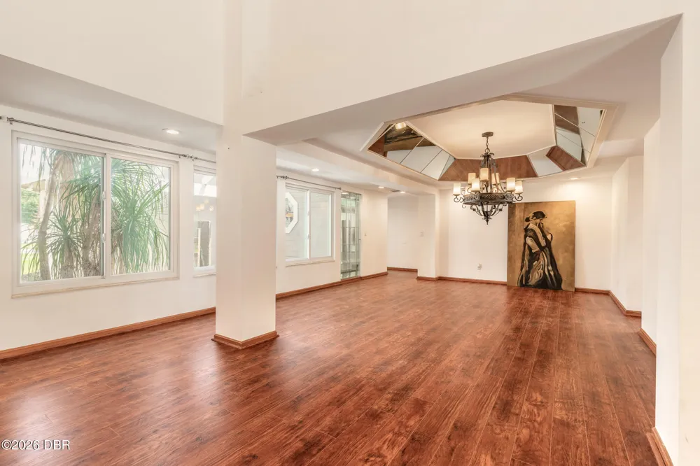 568 Pelican Bay Drive Daytona Beach, FL 32119