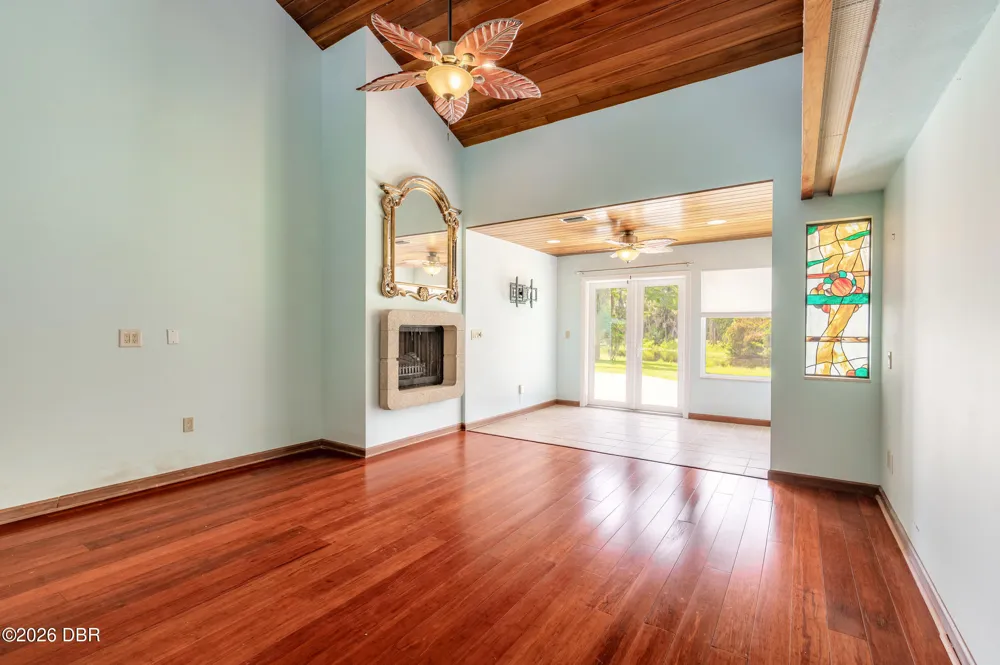 568 Pelican Bay Drive Daytona Beach, FL 32119