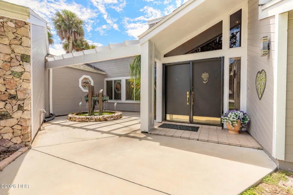 568 Pelican Bay Drive Daytona Beach, FL 32119