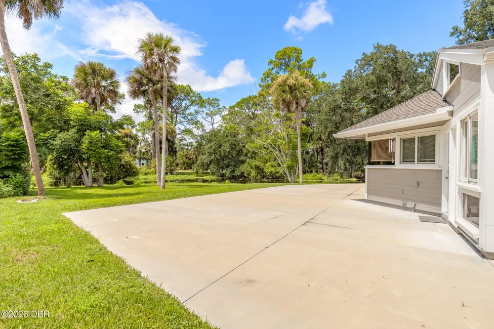 568 Pelican Bay Drive Daytona Beach, FL 32119