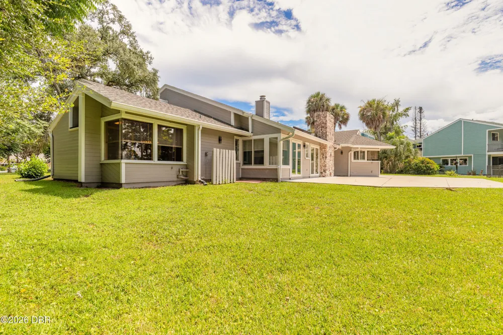 568 Pelican Bay Drive Daytona Beach, FL 32119