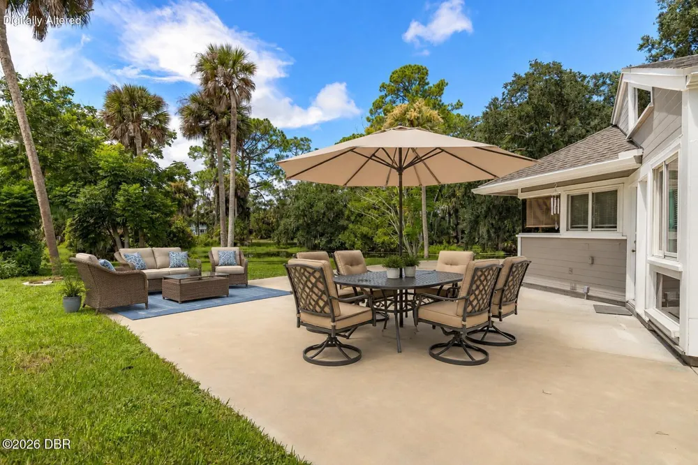568 Pelican Bay Drive Daytona Beach, FL 32119