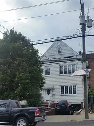 715 KENNEDY BLVD Bayonne, NJ 07002