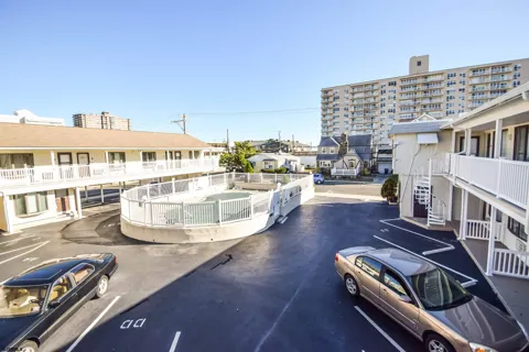 9401 Pacific Ave