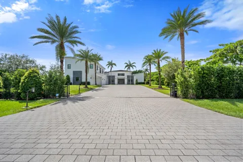 11350 NW 8th Street