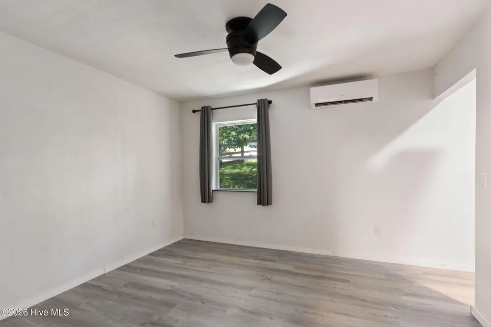 11 Turkey Trail Warne, NC 28909