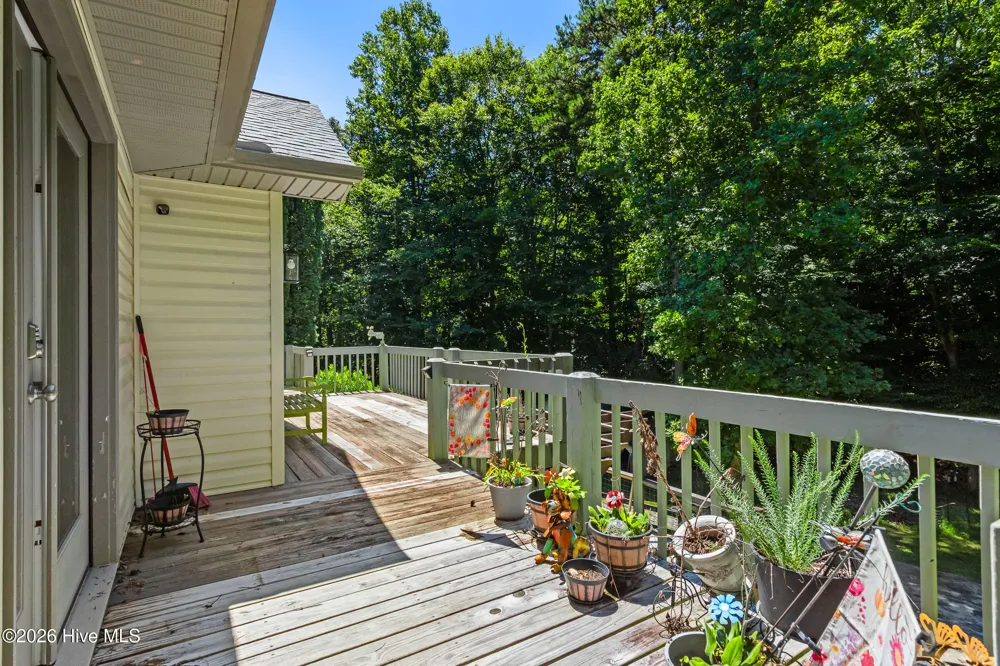 11 Turkey Trail Warne, NC 28909