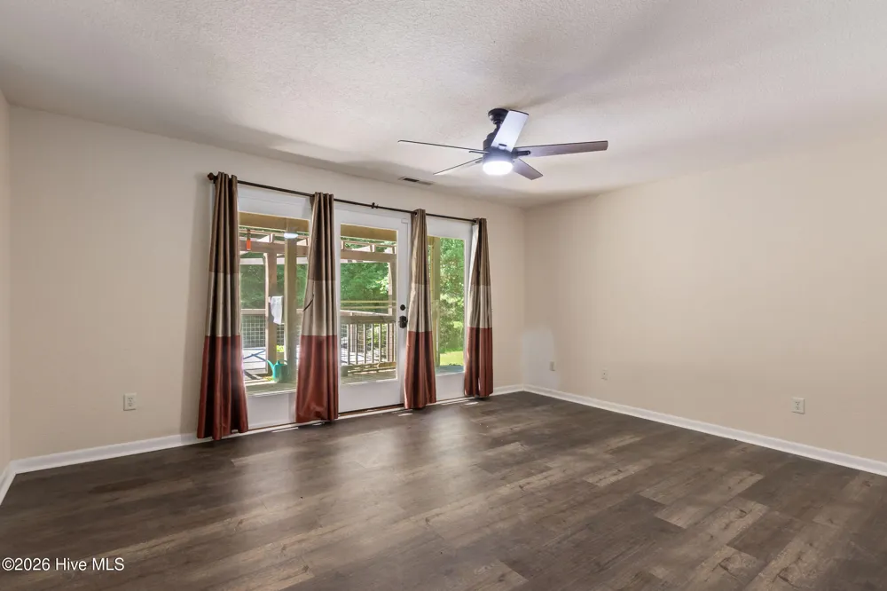 11 Turkey Trail Warne, NC 28909