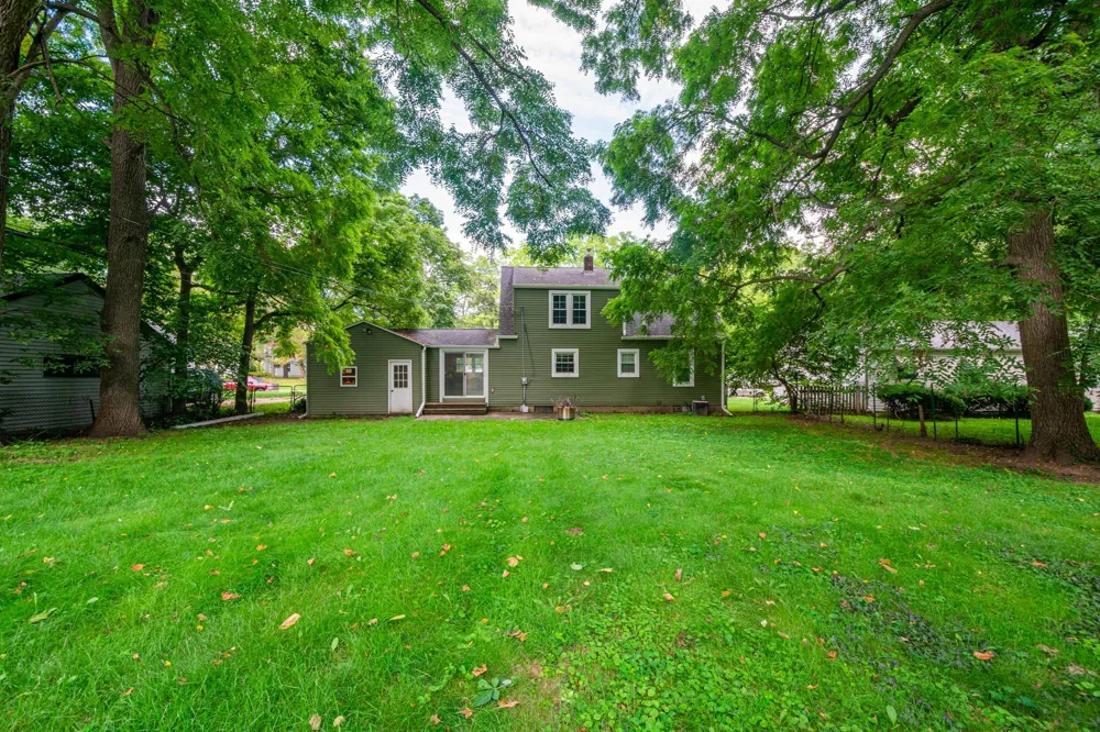 525 Brewer Street Marshall, MI 49068