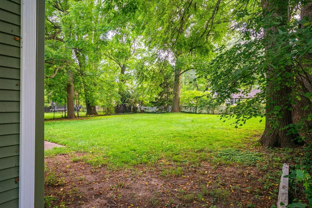 525 Brewer Street Marshall, MI 49068