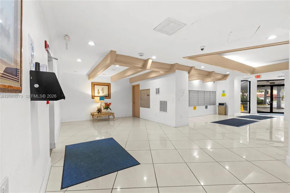 1200 NE Miami Gardens Dr #315W Miami, FL 33179