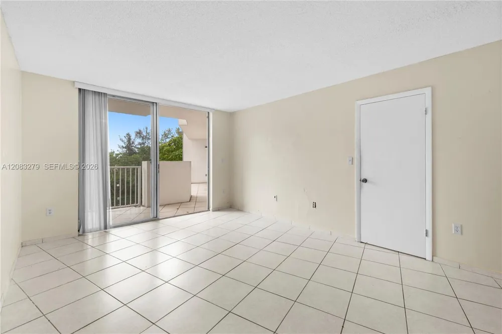 1200 NE Miami Gardens Dr #315W Miami, FL 33179