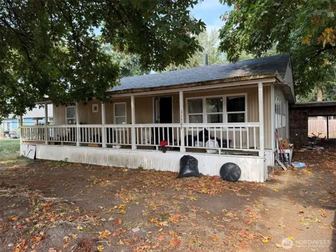 11327 Entree View Dr SW