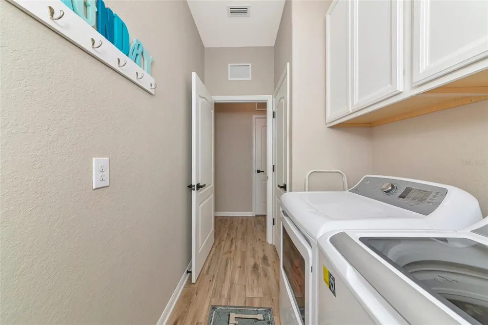 2938 DESERT PLAIN COVE Bradenton, FL 34211