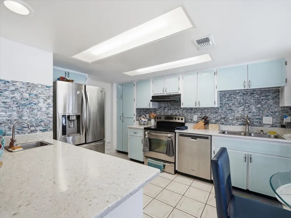 7022 ARBOR VIEW LANE New Port Richey, FL 34653