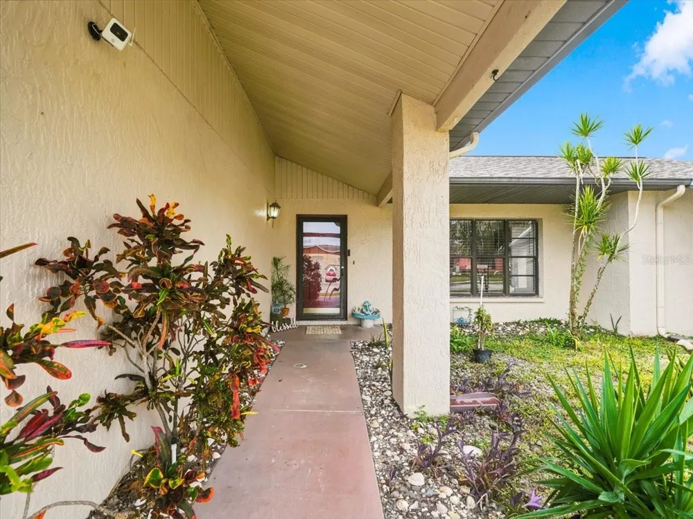 7022 ARBOR VIEW LANE New Port Richey, FL 34653