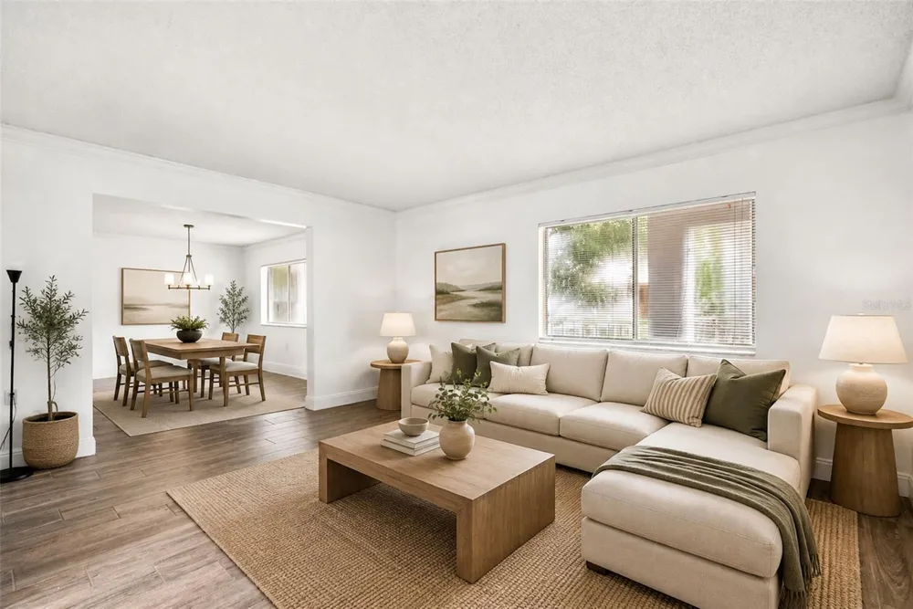 109 OYSTER BAY CIRCLE #220 Altamonte Springs, FL 32701