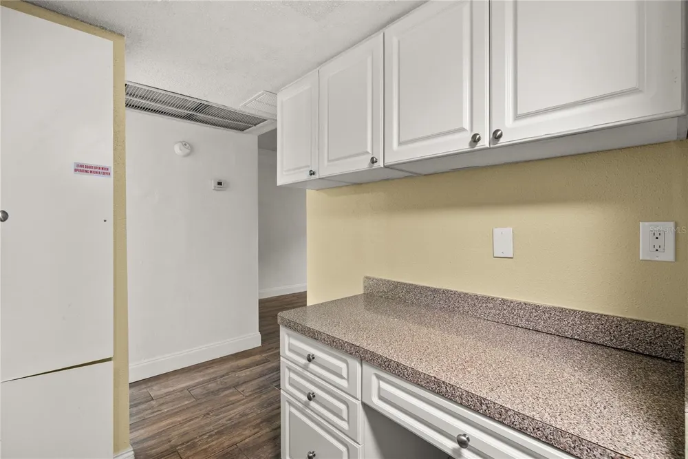 109 OYSTER BAY CIRCLE #220 Altamonte Springs, FL 32701
