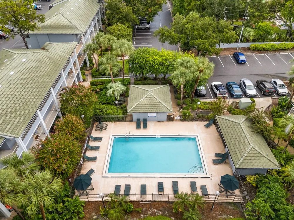 109 OYSTER BAY CIRCLE #220 Altamonte Springs, FL 32701
