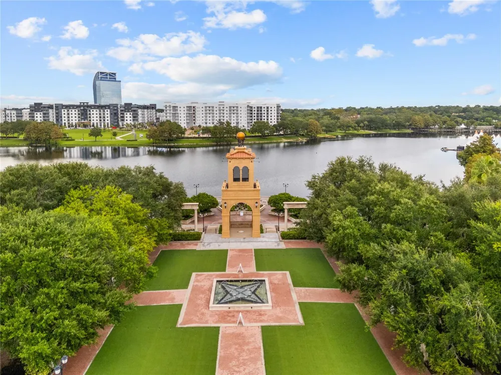 109 OYSTER BAY CIRCLE #220 Altamonte Springs, FL 32701