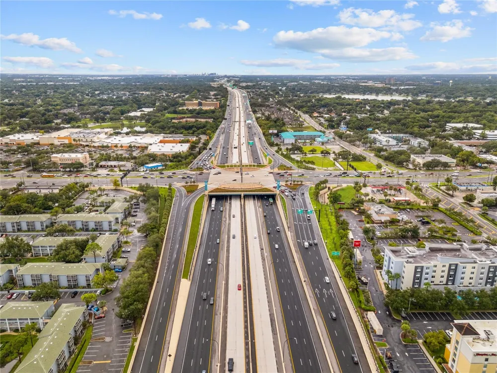 109 OYSTER BAY CIRCLE #220 Altamonte Springs, FL 32701