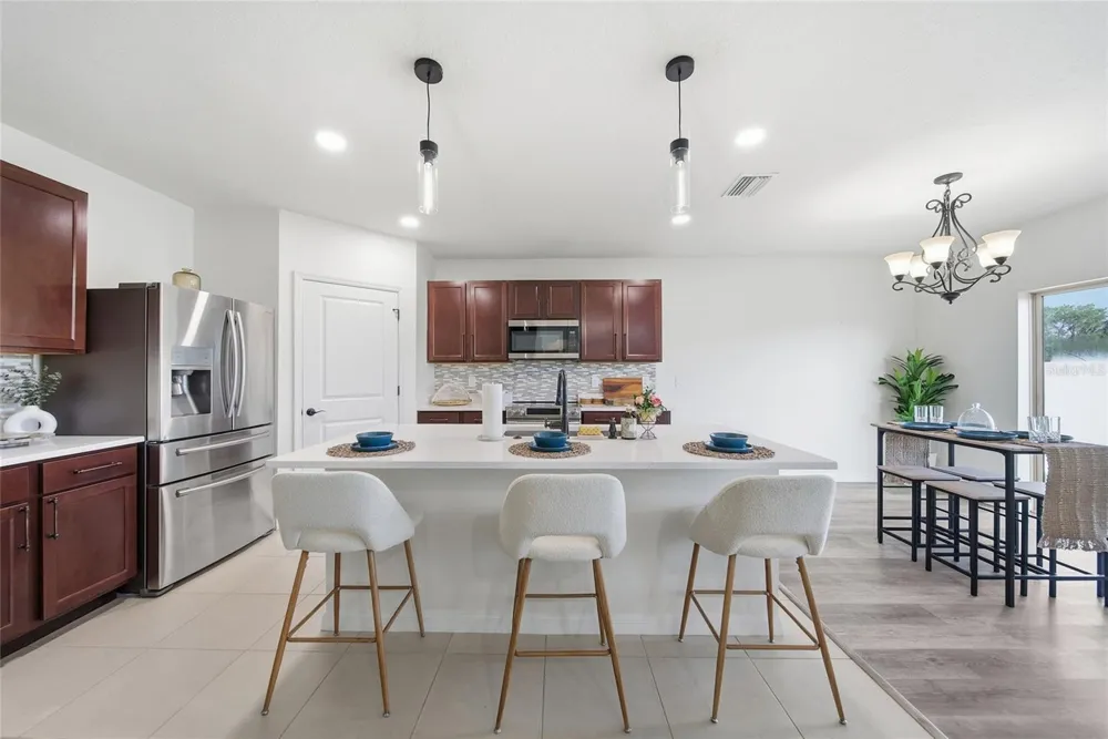 10019 GEESE TRAIL CIRCLE Sun City Center, FL 33573