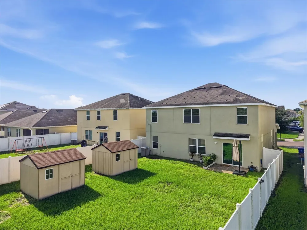 10019 GEESE TRAIL CIRCLE Sun City Center, FL 33573