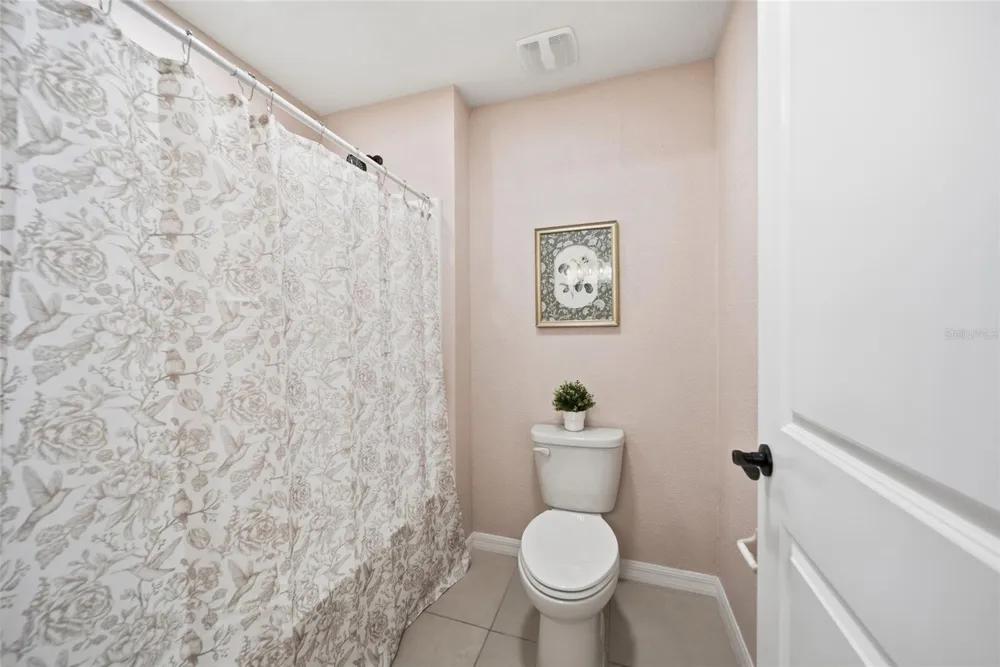 10019 GEESE TRAIL CIRCLE Sun City Center, FL 33573