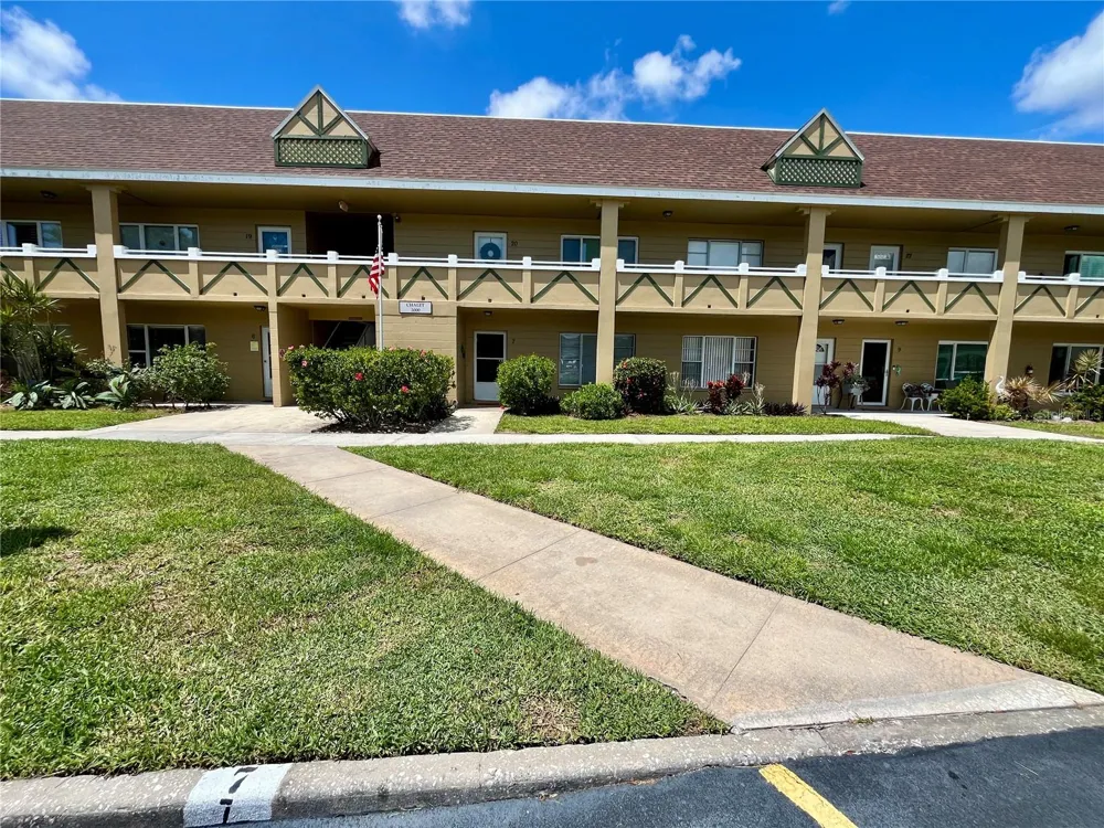 2000 WORLD PARKWAY BOULEVARD #7 Clearwater, FL 33763
