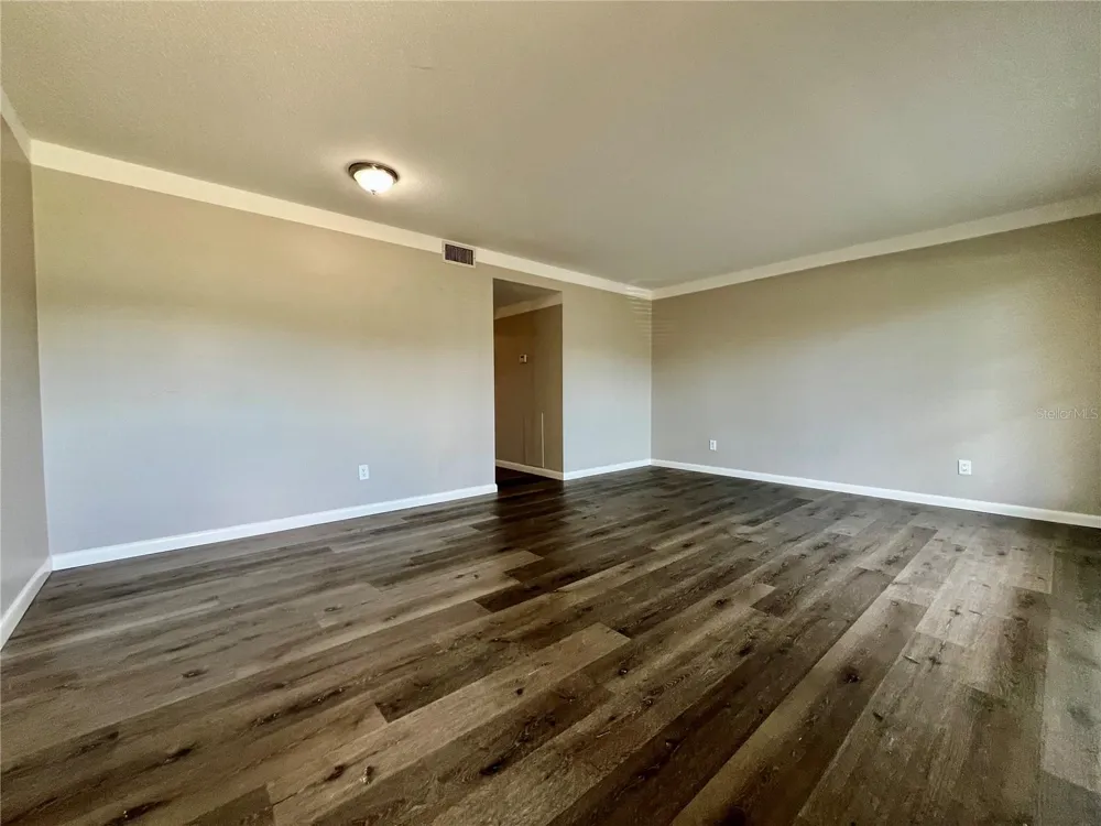 2000 WORLD PARKWAY BOULEVARD #7 Clearwater, FL 33763