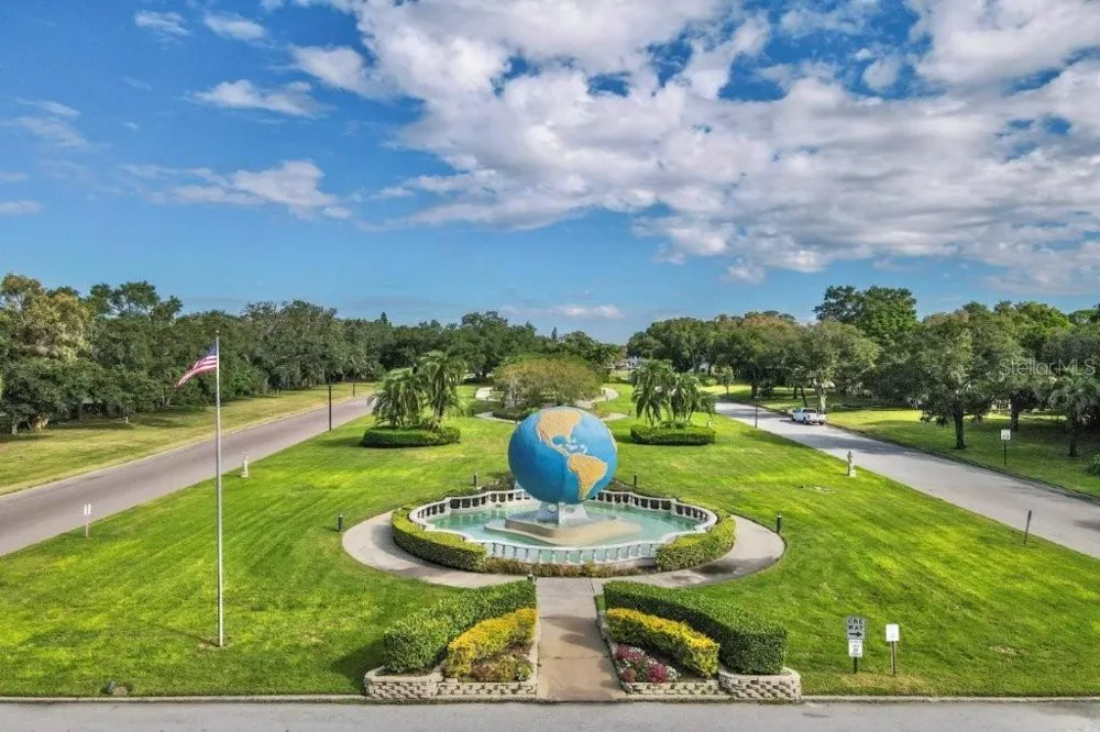 2000 WORLD PARKWAY BOULEVARD #7 Clearwater, FL 33763