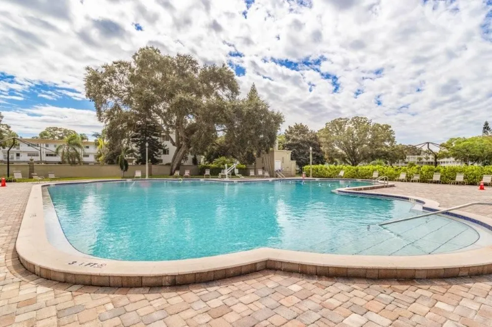 2000 WORLD PARKWAY BOULEVARD #7 Clearwater, FL 33763