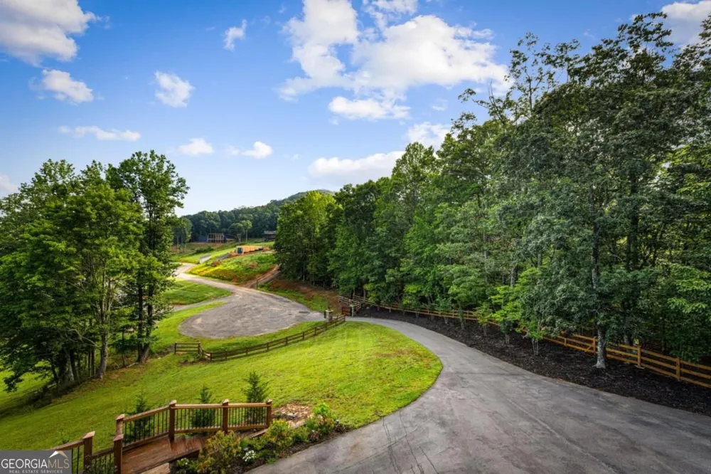 437 Big Valley DR Morganton, GA 30560