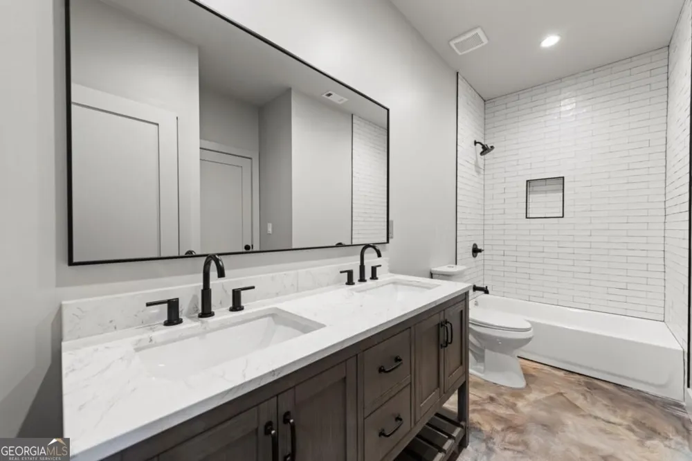437 Big Valley DR Morganton, GA 30560