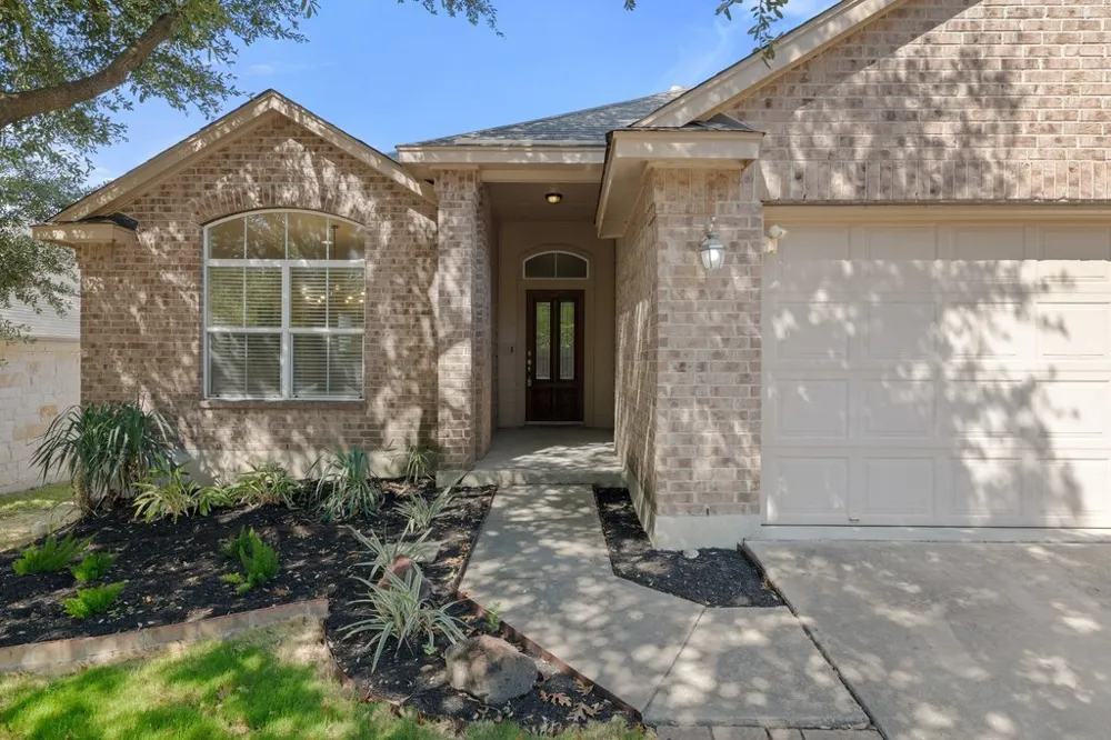 2212 Christoff Loop Austin, TX 78748