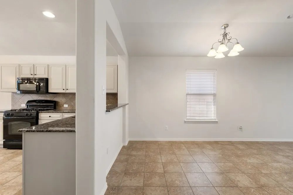 2212 Christoff Loop Austin, TX 78748