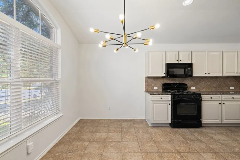 2212 Christoff Loop Austin, TX 78748